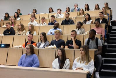 vie étudiante école de commerce à rennes